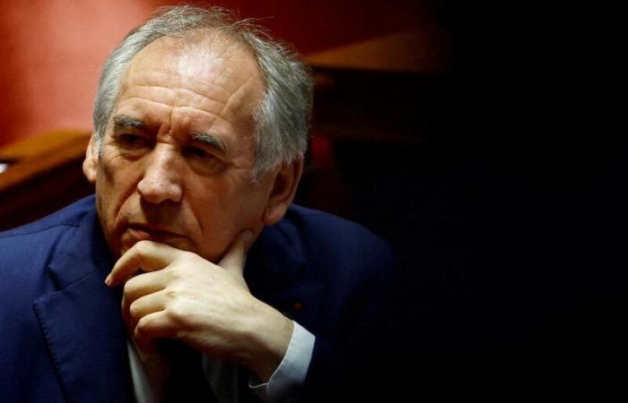 the announcement of the Bayrou government postponed