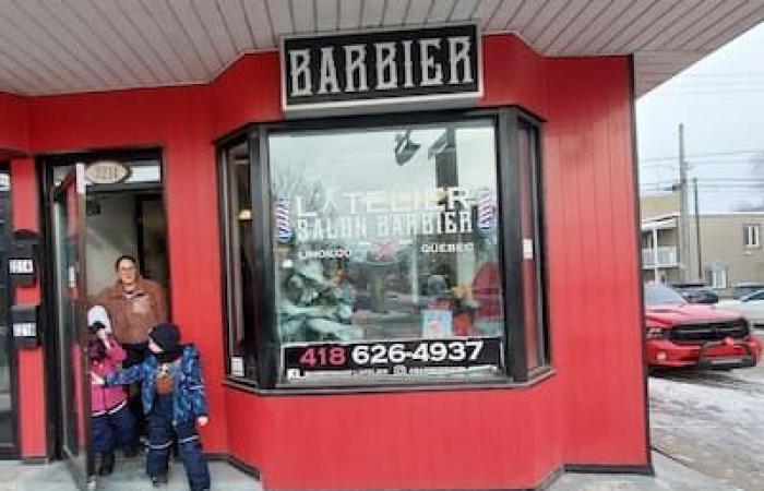 Free cut: a Limoilou barber plays Santa Claus