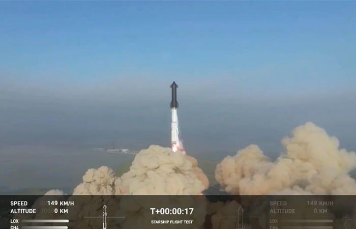 SpaceX launches 30 new satellites into space