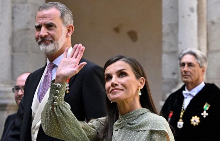 the royal couple on a surprise visit to the flood-affected area