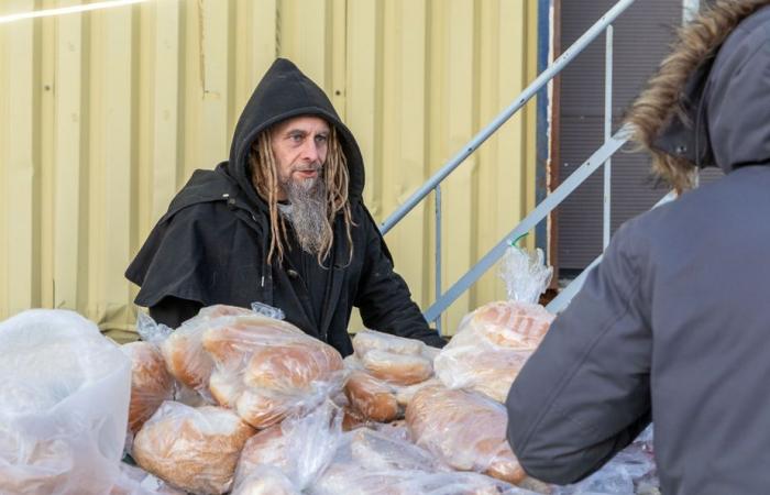 Demand explodes at food banks