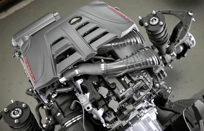 New Alfa Romeo Stelvio SUV: finally a 3.0L 6-cylinder engine?