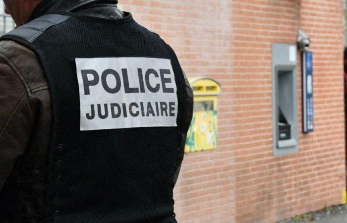 the criminals flee with 470,000 euros