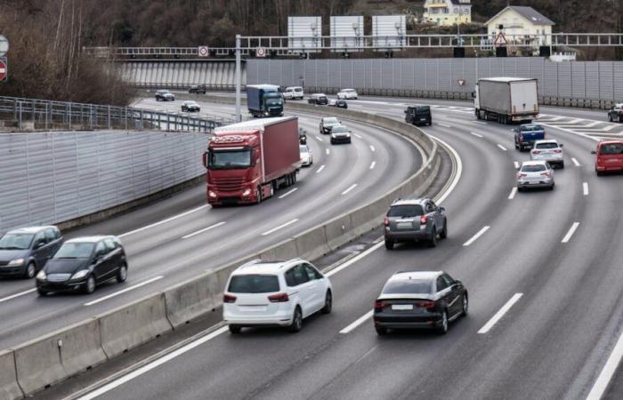 A motion to reduce speed to 100 km/h on highways