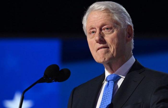 Bill Clinton hospitalized with fever