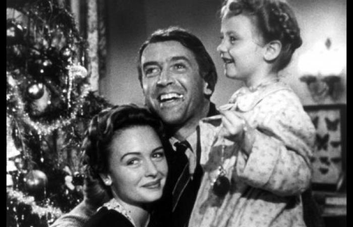 where was the cult Christmas film with James Stewart filmed?