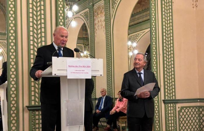 a national prize for the Apiary School of Rocamadour