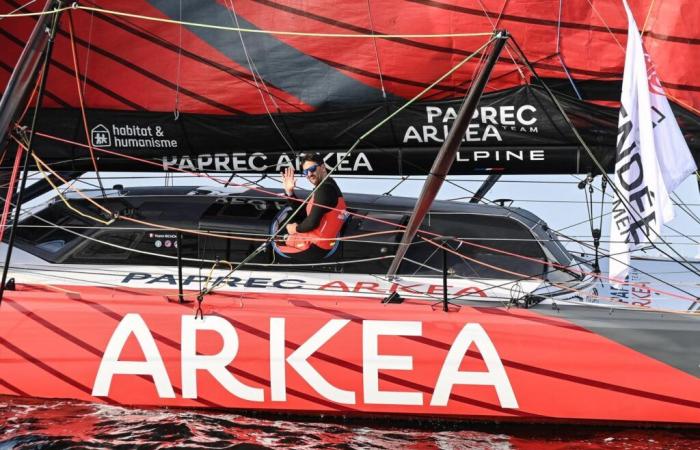 approaching Cape Horn, the good humor and optimism of Yoann Richomme