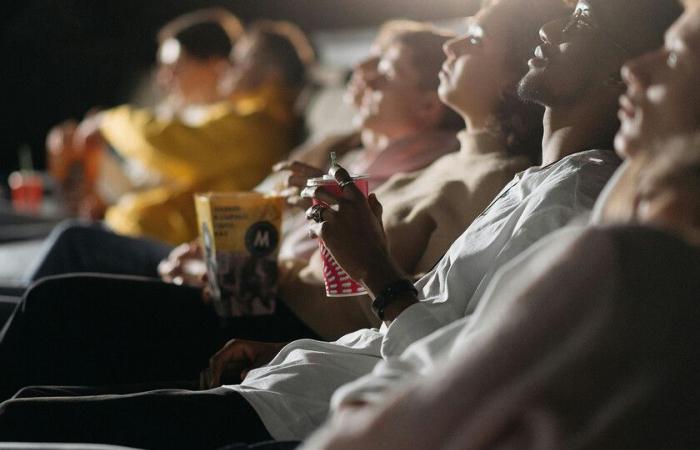 It is false that generation Z does not like going to the movies. A study now assures that for a large majority it is their favorite activity