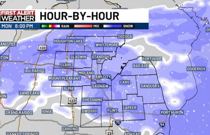 Monday snow brings travel delays by the evening