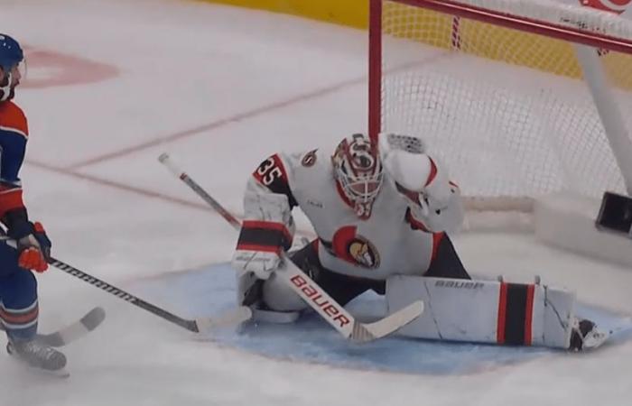 The Senators lose the game and their #1 goalie!