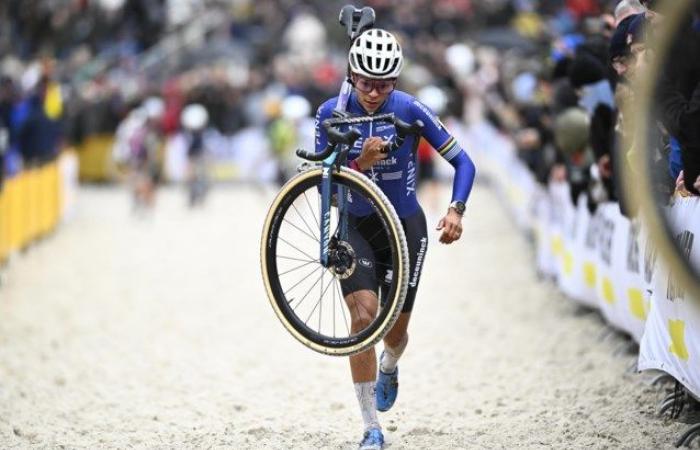 Two in a row! Ceylin Alvarado now also wins the Zilvermeercross in Mol: “It was difficult in the sand”