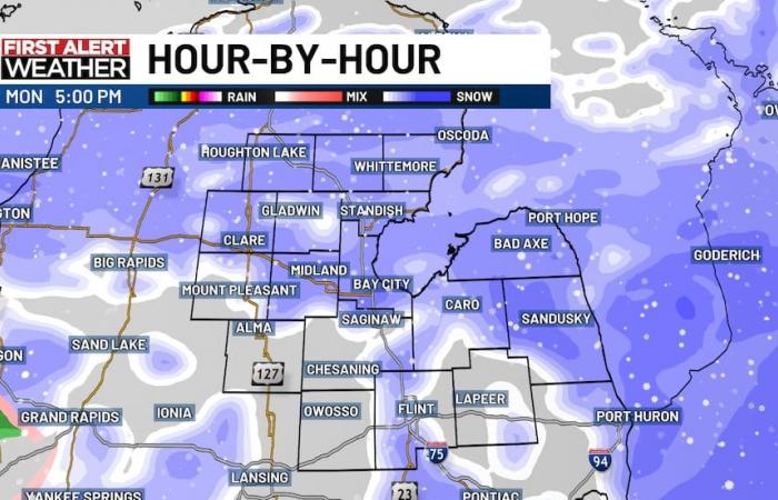 Monday snow brings travel delays by the evening