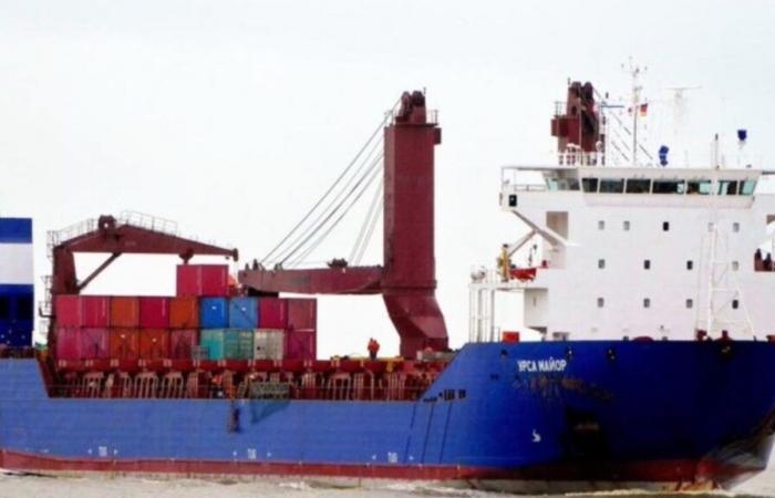 Russia, cargo ship bound for Syria sinks in the Mediterranean Sea: 2 missing VIDEO