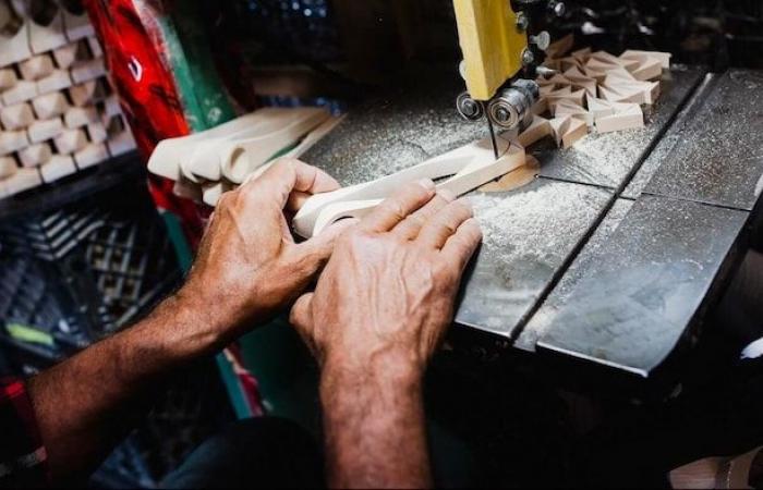 On a mission to restore the image of musical spoons