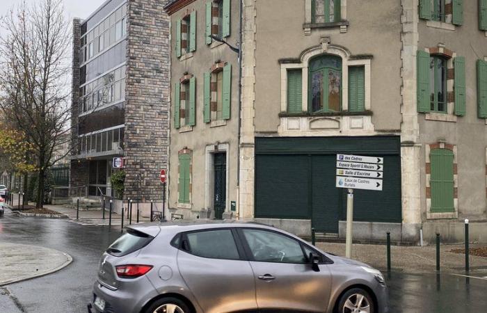 With the move of communication, the city of Castres has finished grouping its services into different centers