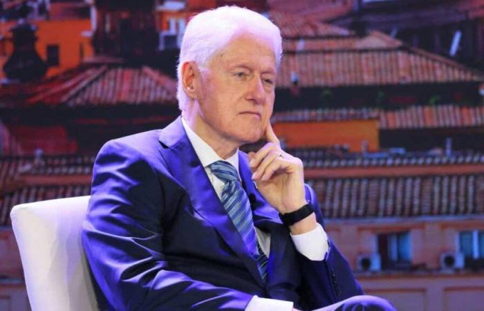 Bill Clinton released from hospital after flu