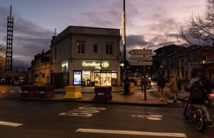 In Bordeaux, a young man seriously injured by a stab to the throat for a trivial reason