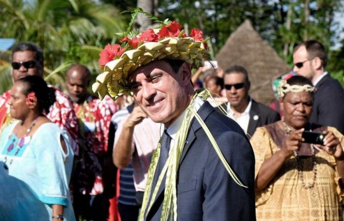 Specialist in New Caledonia, Reunion in the Pacific… What are the links between Manuel Valls and Overseas?