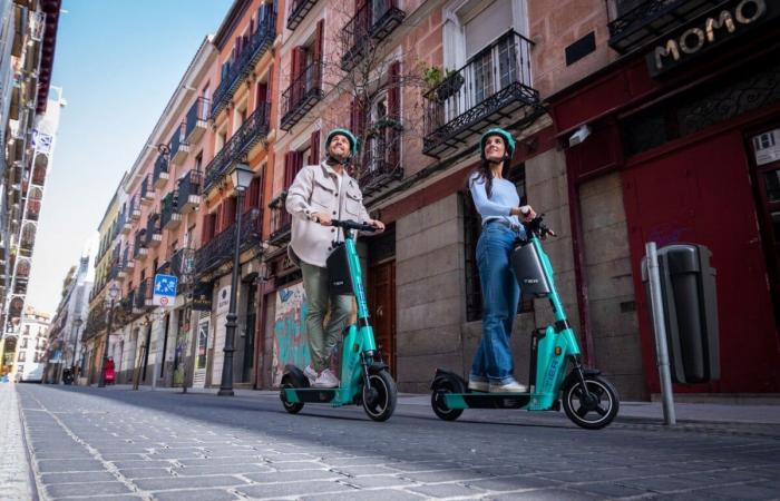 What is happening with electric scooters in the Netherlands?