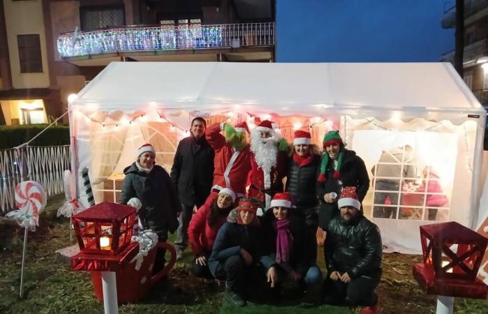 Monte Compatri – The “Santa Claus Garden” was inaugurated in Laghetto with the elves and the Grinch