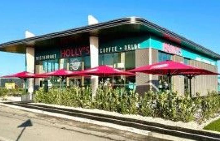 Holly's Diner celebrates the opening of its 25th restaurant in Arras