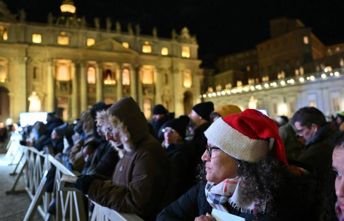 Pope celebrates Christmas and opens Jubilee Year 2025