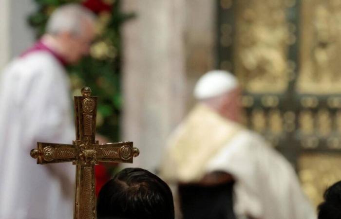 Pope celebrates Christmas and opens Jubilee Year 2025