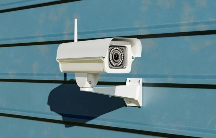 Video Surveillance: How Being Filmed Changes Your Behavior Without You Knowing