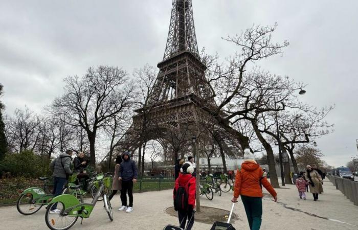 Paris: fire breaks out in the Eiffel Tower, 1,200 people evacuated