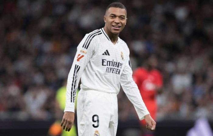 Has Kylian Mbappé already surpassed the master CR7?