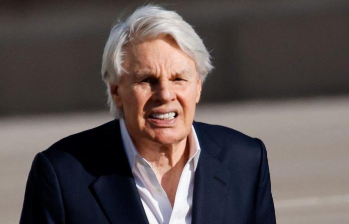 Former Abercrombie & Fitch CEO Mike Jeffries may suffer from dementia and be unable to face sex charges, defense claims | News from the United States