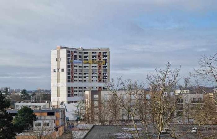 Seine-et-Marne: Event in Meaux. The Camargue and Chambord towers were struck by lightning