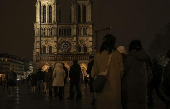 IN PICTURES. Thousands of people gathered at Notre-Dame de Paris for the first Christmas masses since the reopening of the cathedral