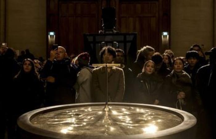 IN PICTURES. Thousands of people gathered at Notre-Dame de Paris for the first Christmas masses since the reopening of the cathedral