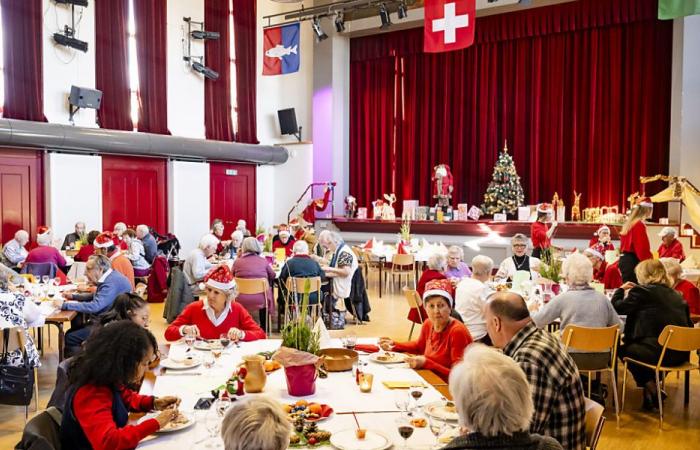 Nyon (VD): around fifty seniors gathered to celebrate Christmas