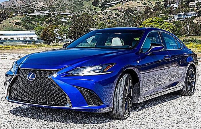 “Will she end up being abandoned like this?” »… Shocking news about “that car” from Lexus, which has exploded in popularity