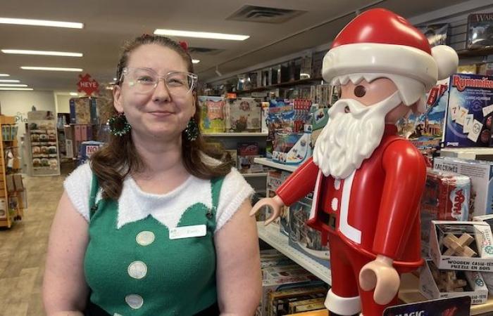 Christmas shopping: Islanders juggle taxes and Canada Post