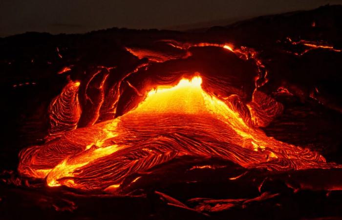 Hawaii's Kilauea volcano begins a new eruption on the Big Island