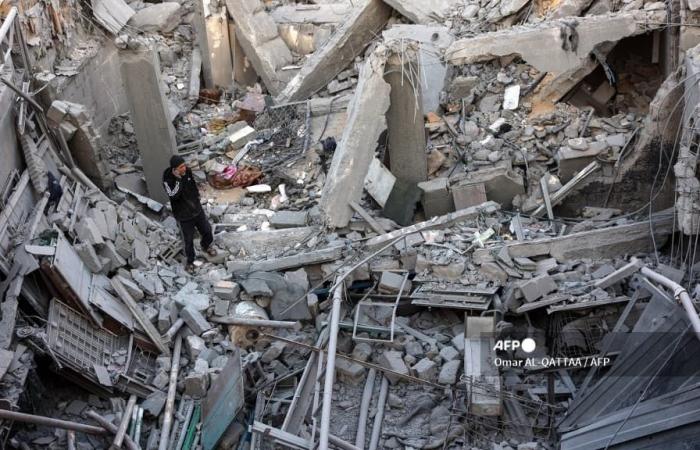 Israel and Hamas accuse each other of blocking negotiations on Gaza