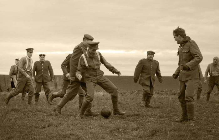 Christmas 1914, a football match between myth and reality