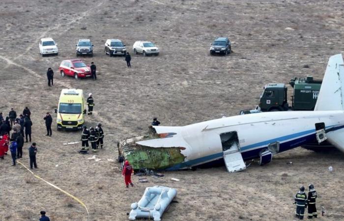 Passenger plane crashes in Kazakhstan: 32 survivors