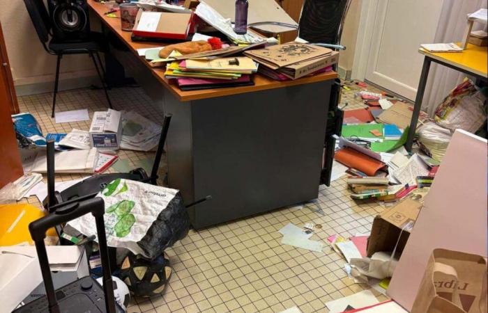 two schools vandalized in the middle of the night