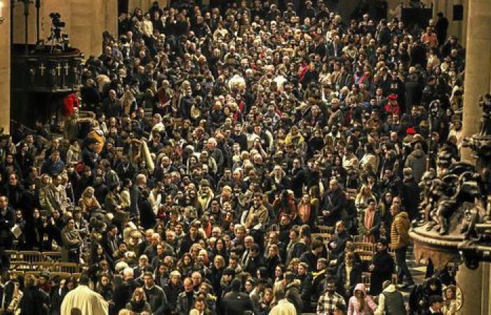 Notre-Dame de Paris celebrates Christmas for the first time since the fire