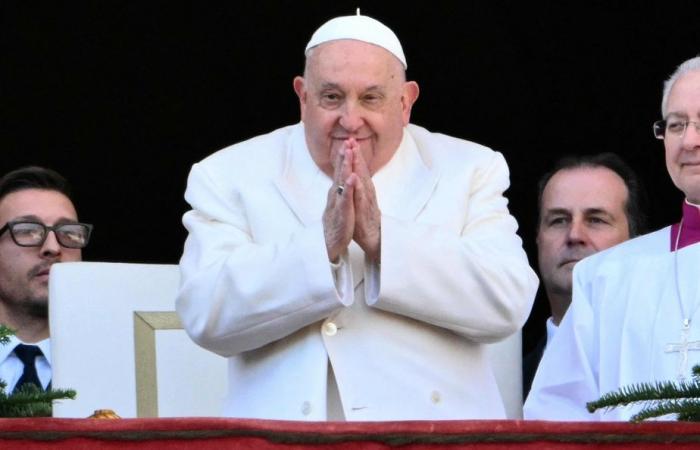 Urbi et orbi | The Pope calls for peace and asks to “silence the guns”