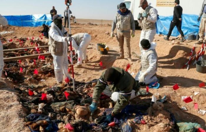 Iraq: the remains of a hundred Kurdish women and children exhumed from a mass grave: News