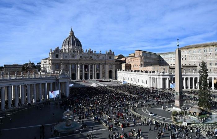 Urbi et orbi | The Pope calls for peace and asks to “silence the guns”