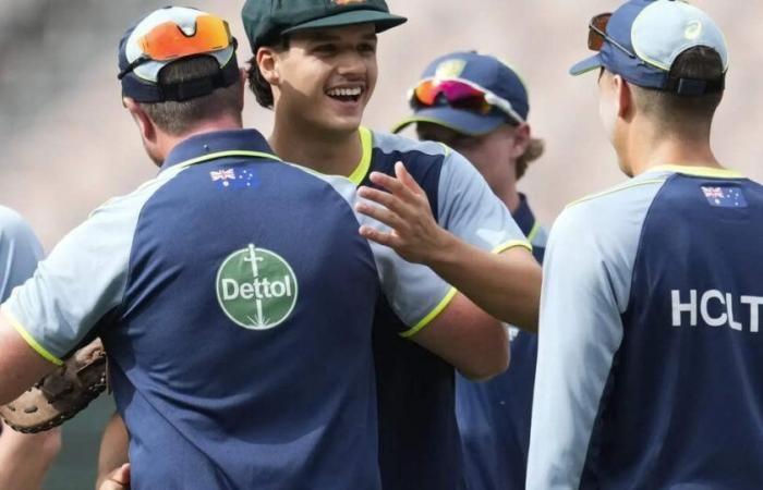 Australia win toss in fourth Test at MCG