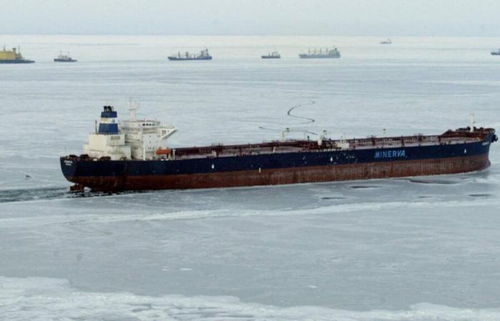 an oil tanker coming from Russia in Finland’s sights