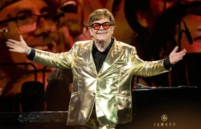 Elton John's new wax statue defies gravity